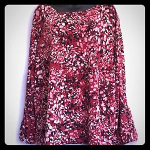 Plus Size 2X Abstract Print Long Sleeve Top.
